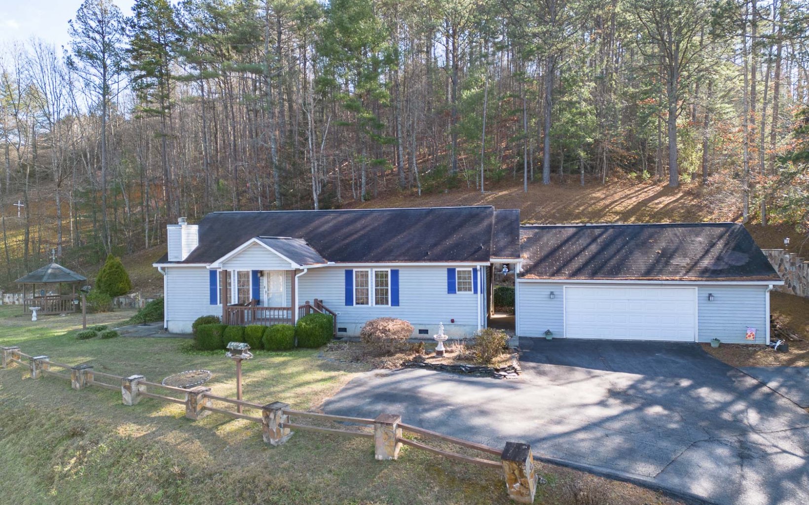 641 Hiawassee Lakeside Drive