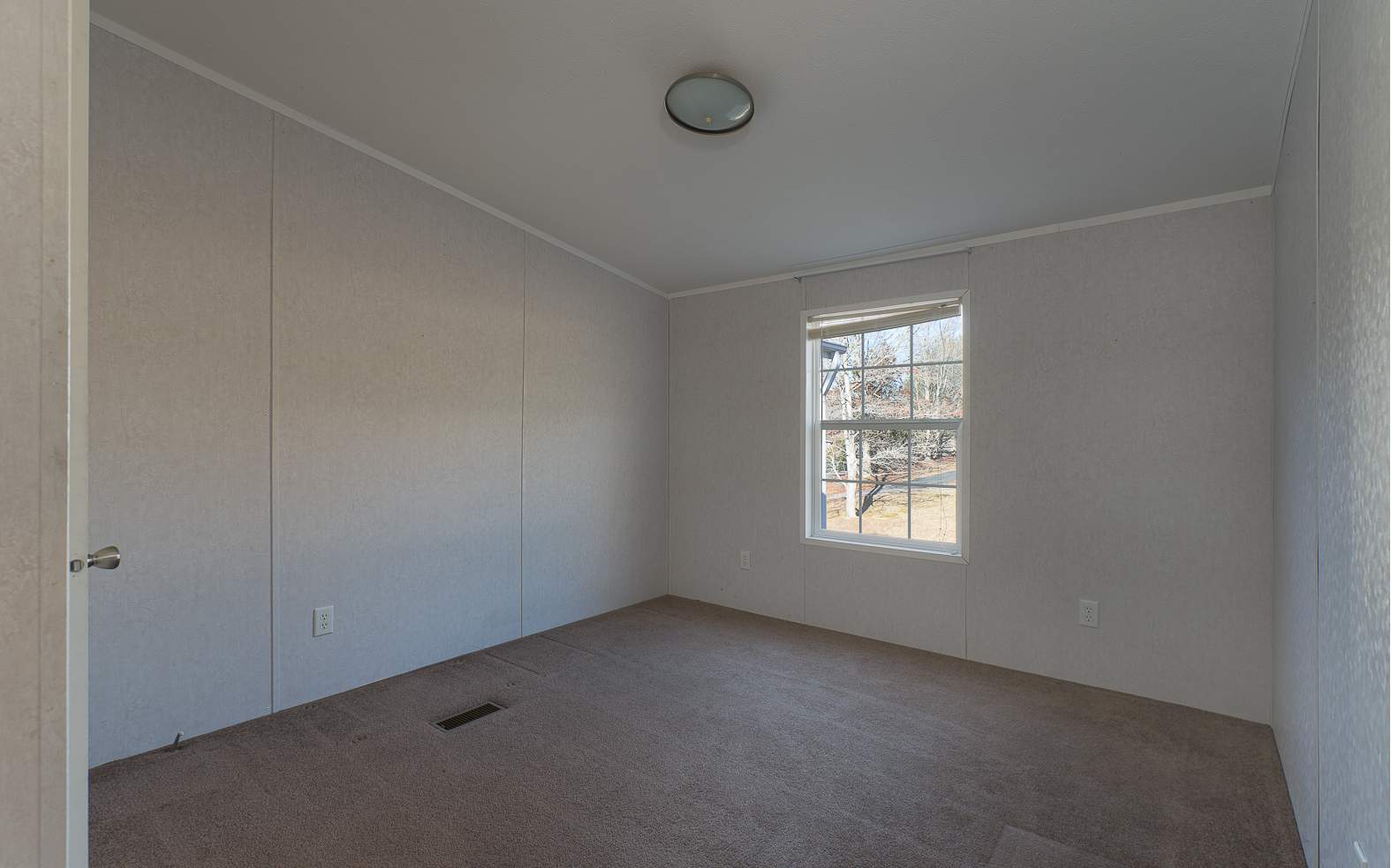 215 Turkey Ridge