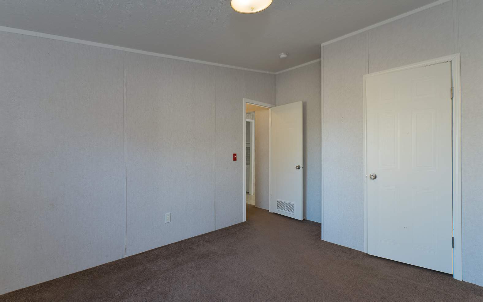 215 Turkey Ridge