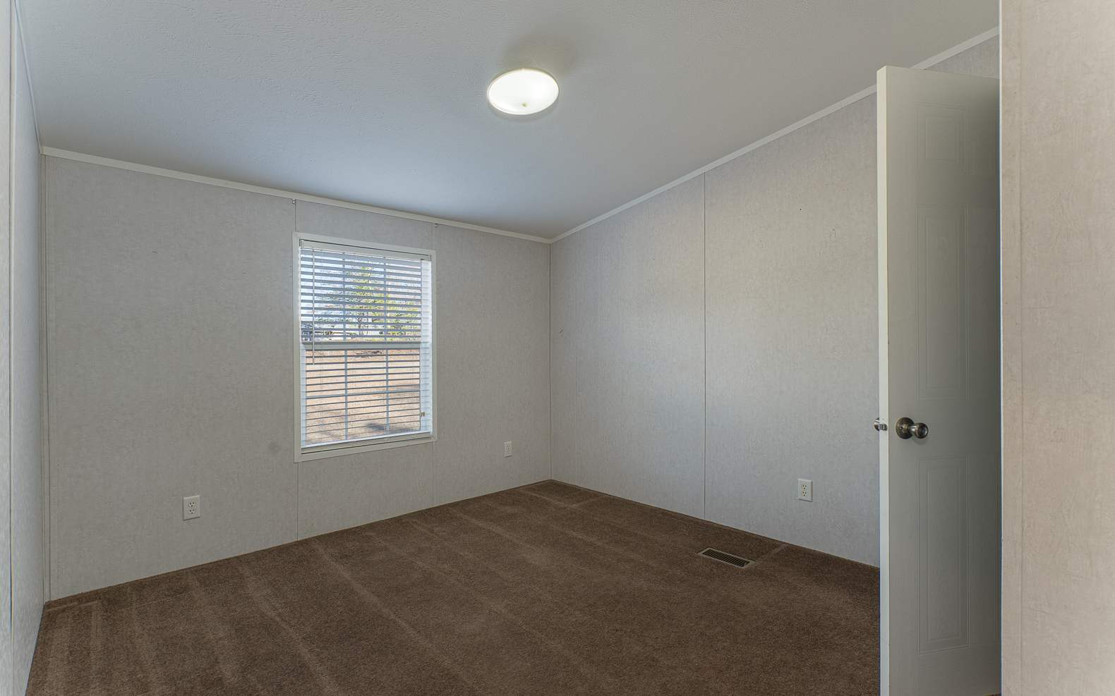 215 Turkey Ridge