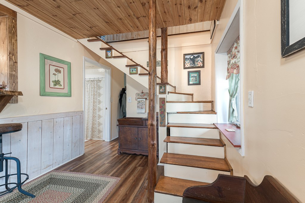 457 Persimmon Heights Road