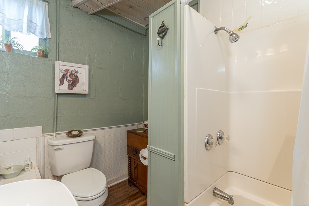 457 Persimmon Heights Road