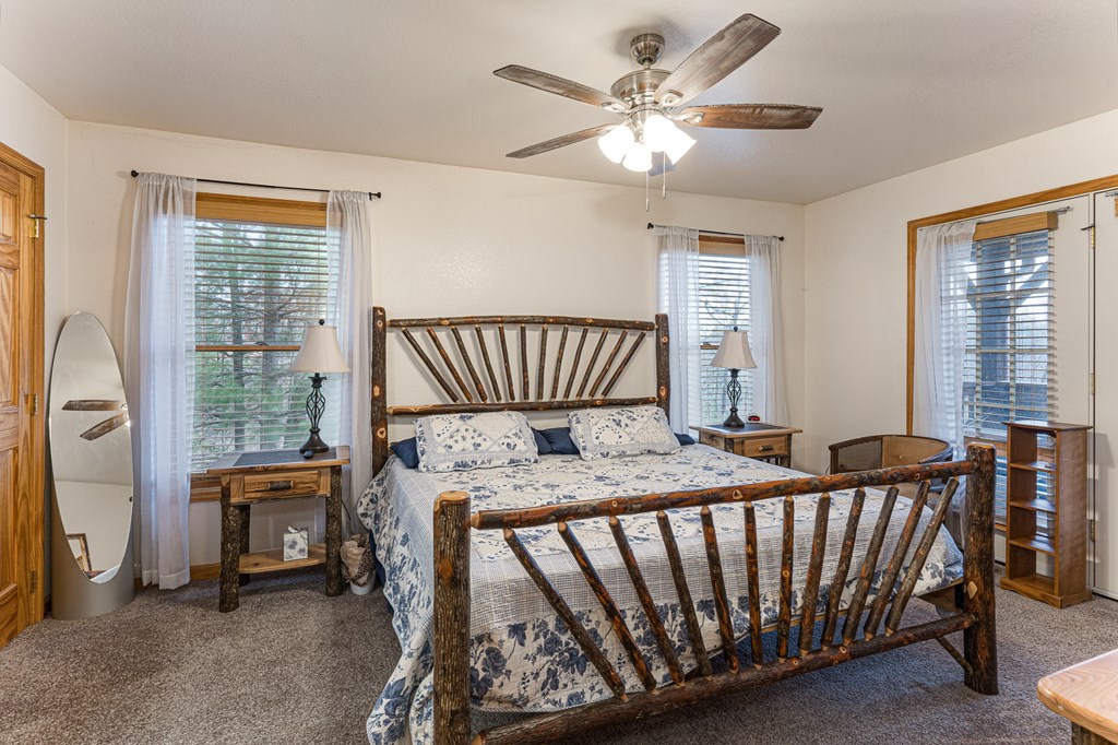 427 Dillon Oaks Drive