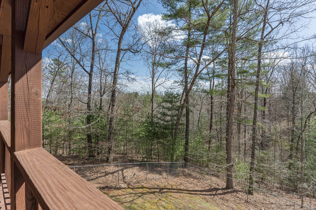 427 Dillon Oaks Drive