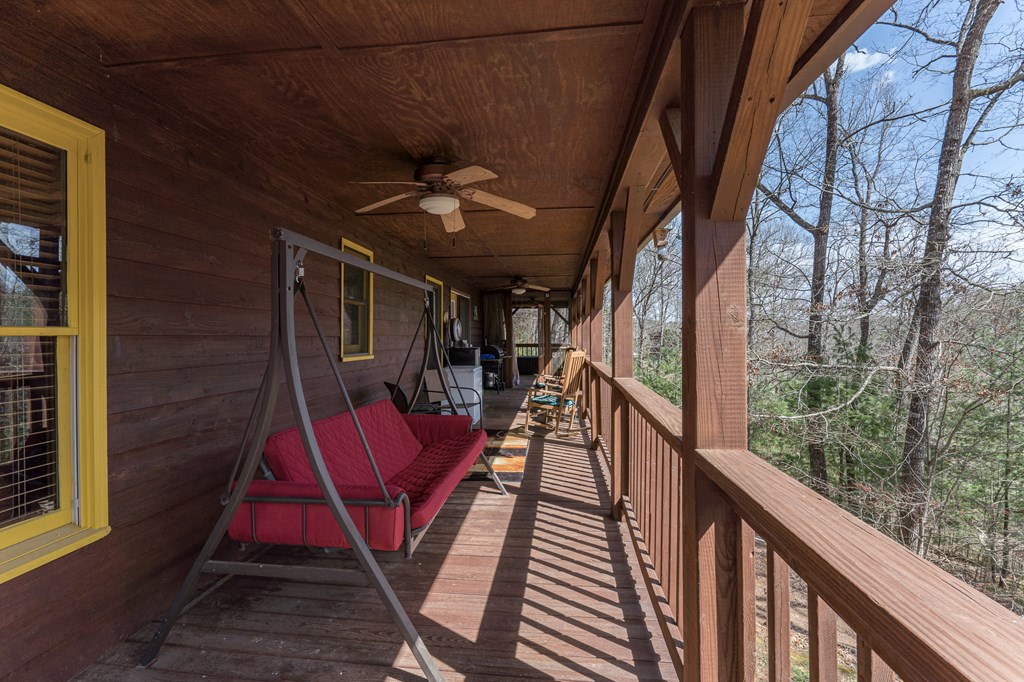 427 Dillon Oaks Drive