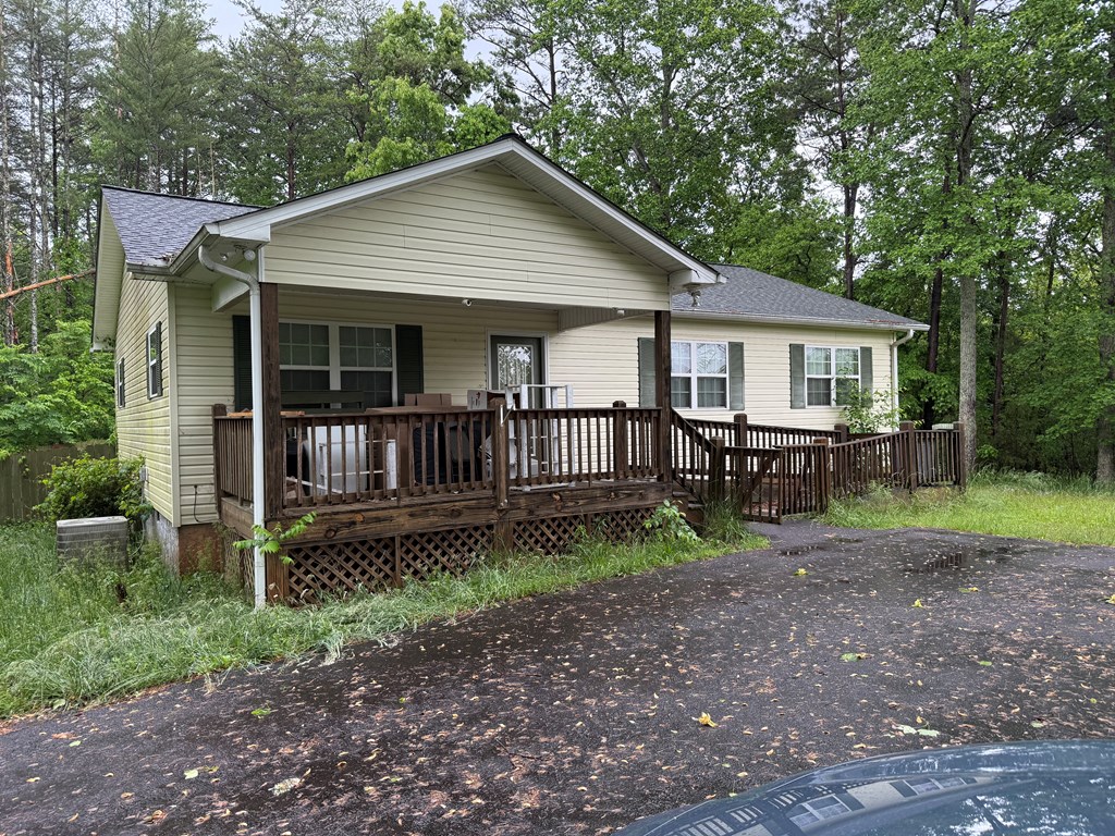 106 Copper Hill Church Ln