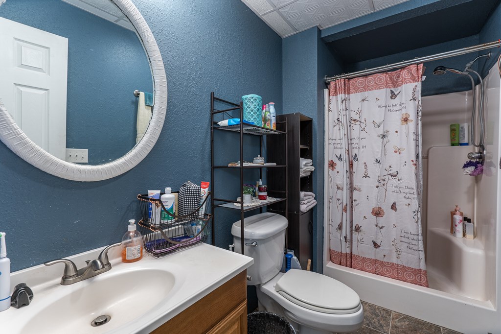 208 Oak Forest Circle