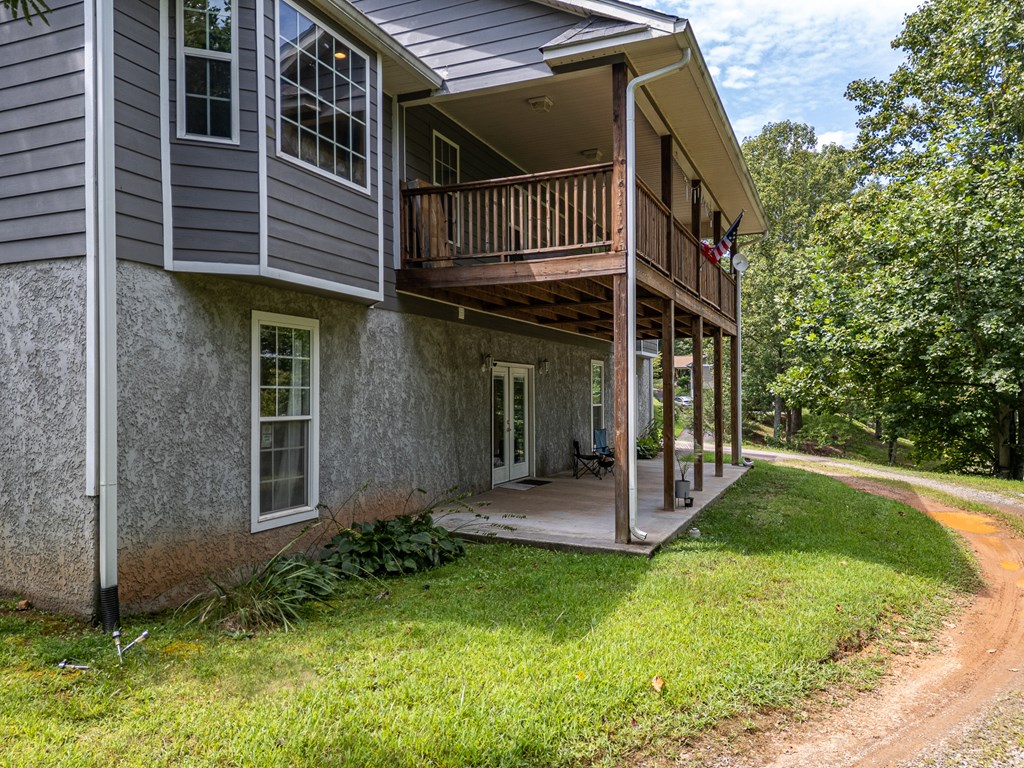 208 Oak Forest Circle