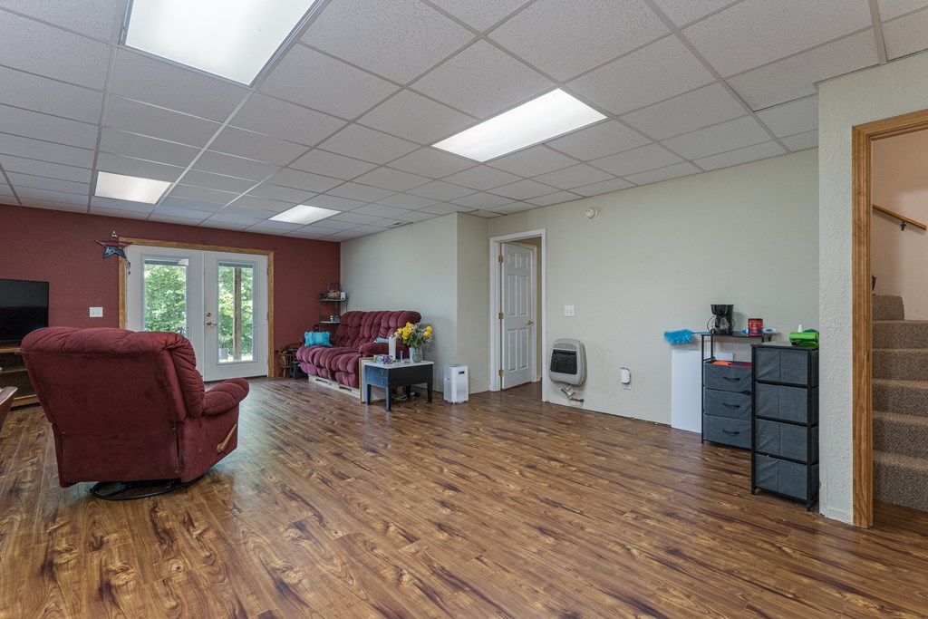 208 Oak Forest Circle