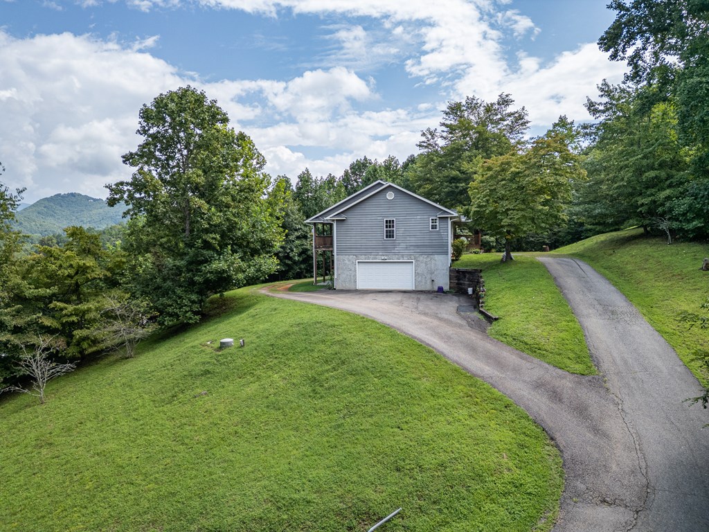 208 Oak Forest Circle