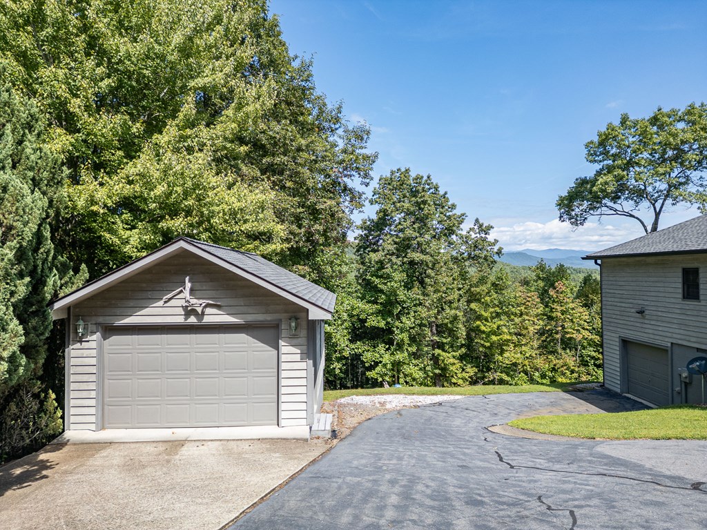 101 Hickory Nut Lane