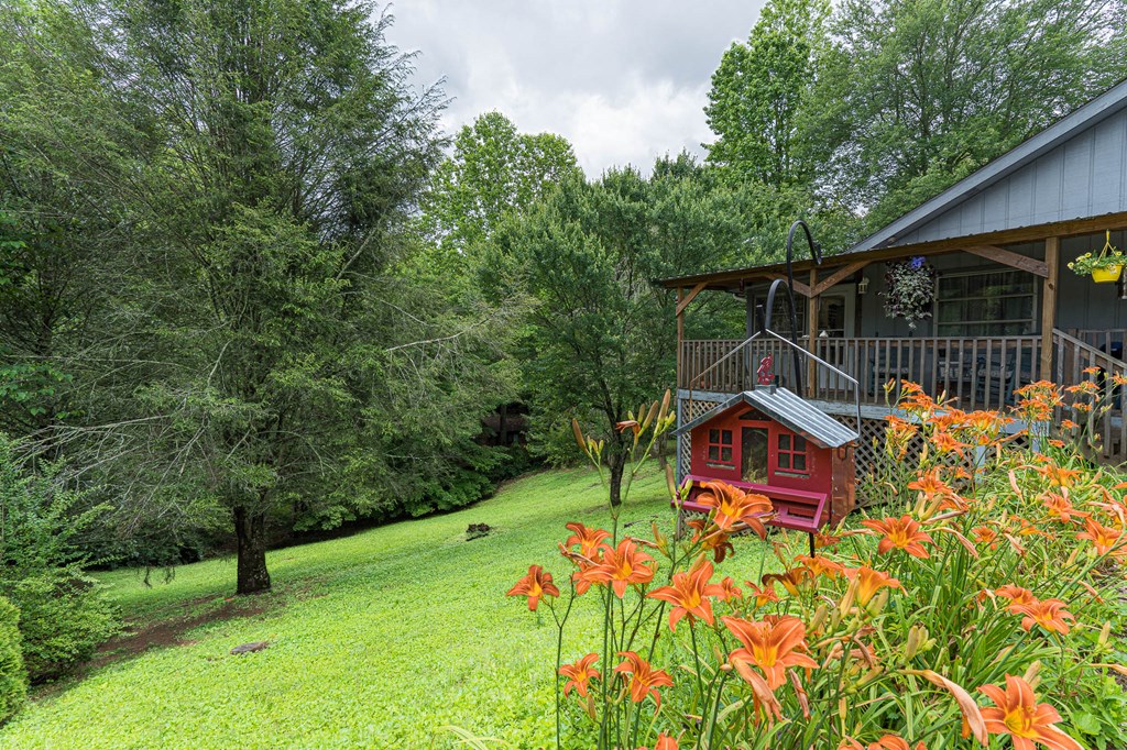 329 Chalet Circle