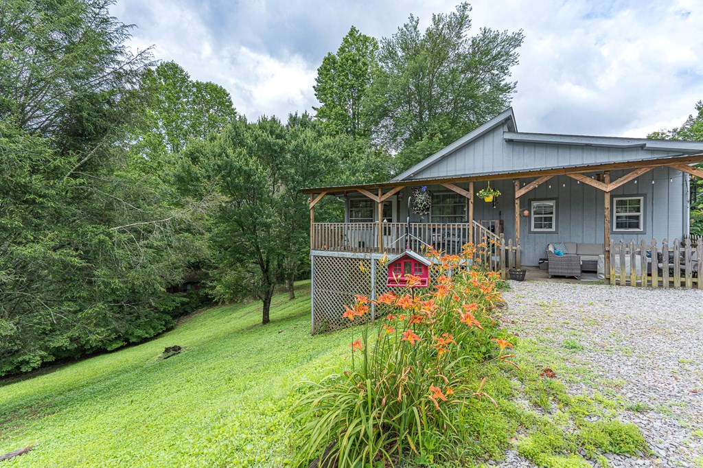 329 Chalet Circle