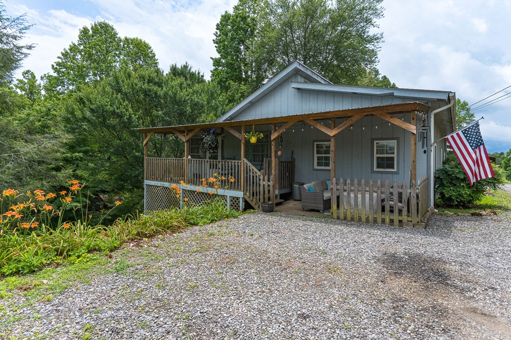 329 Chalet Circle