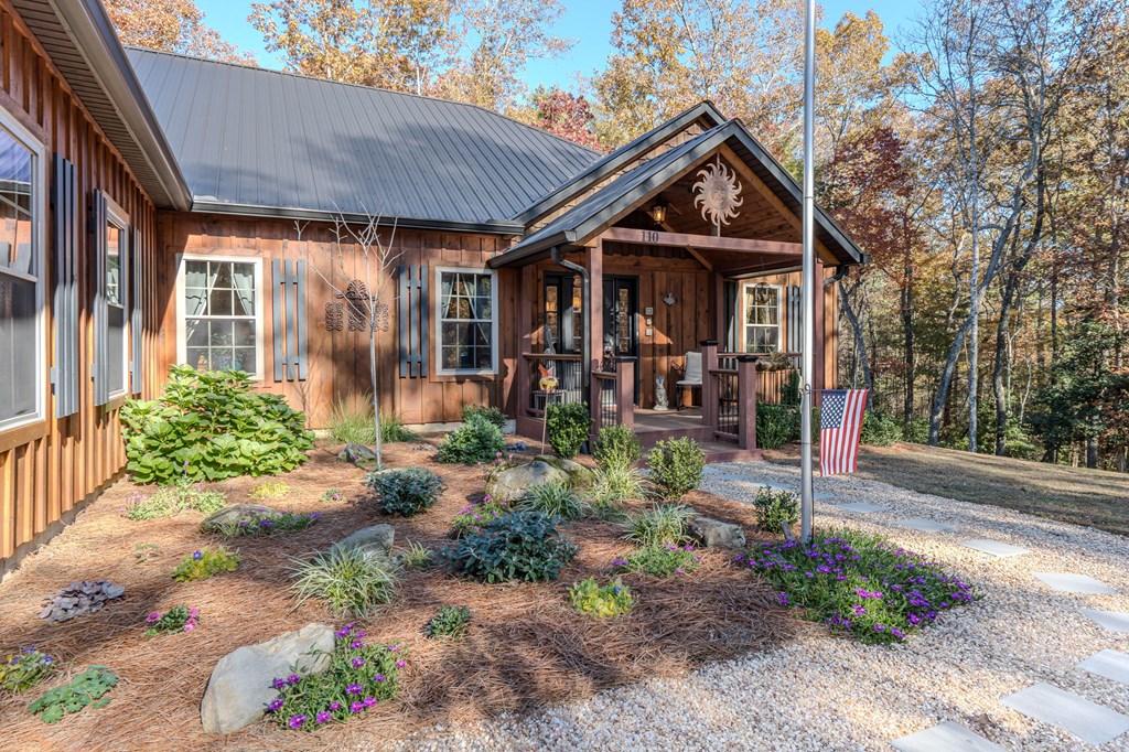 110 Rustic Pine Ridge