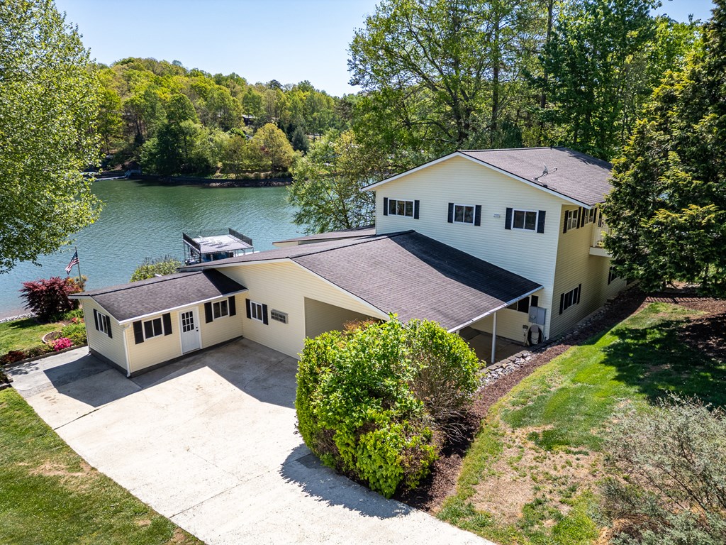 327 Chatuge Village Circle
