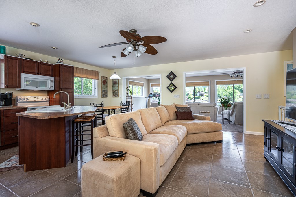 327 Chatuge Village Circle
