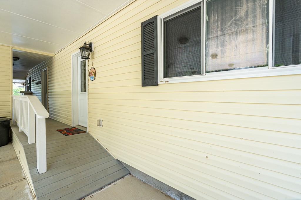 327 Chatuge Village Circle