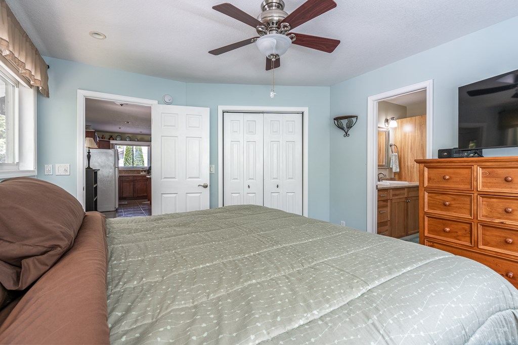 327 Chatuge Village Circle