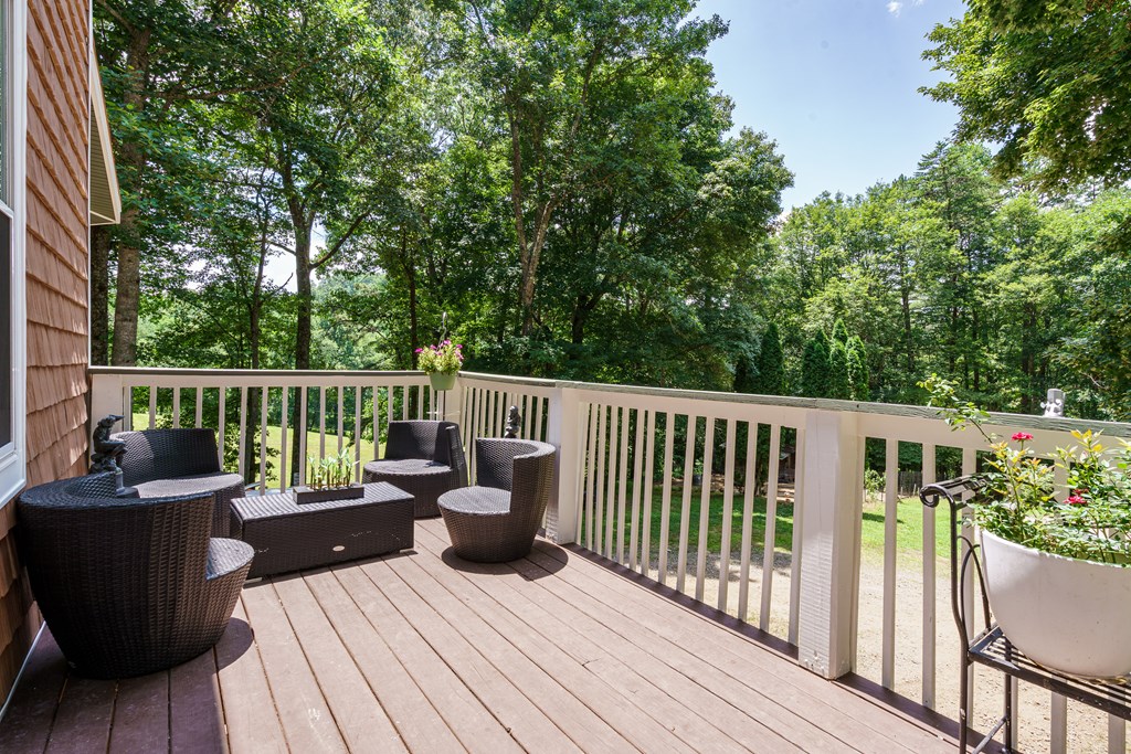 860 Holly Road
