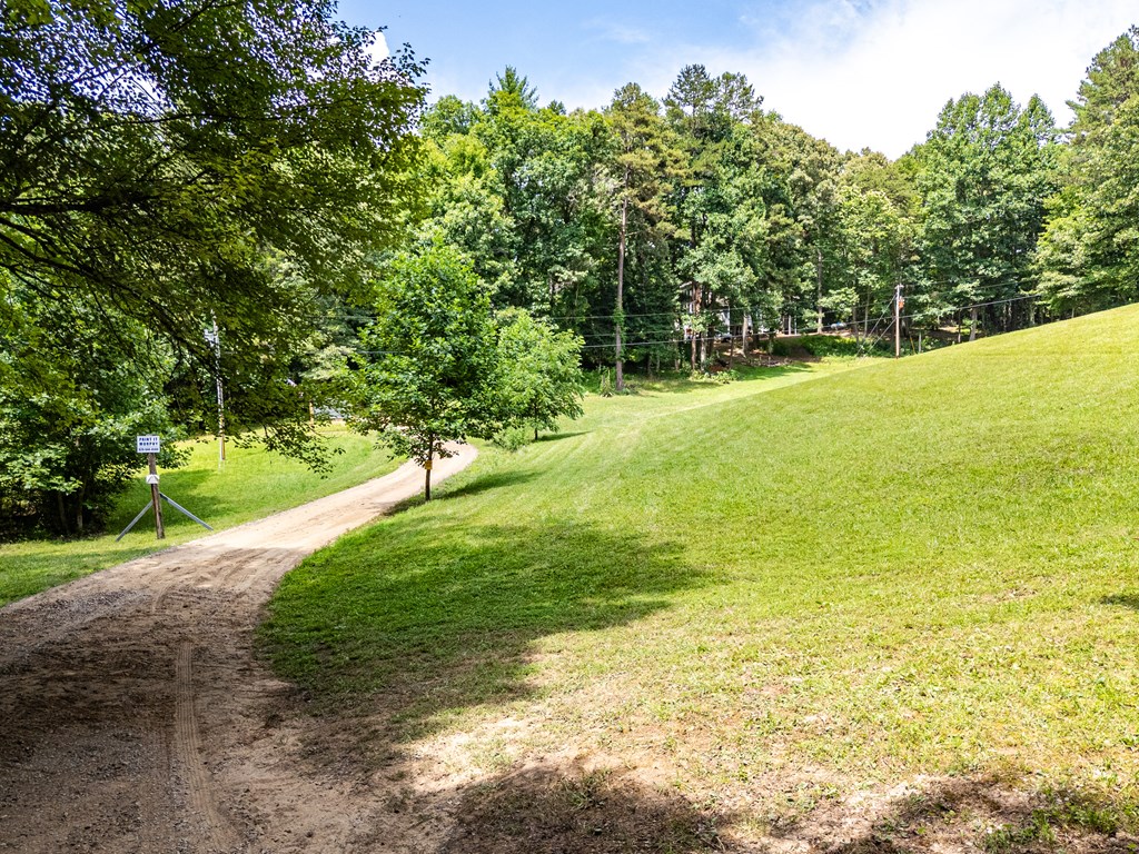 860 Holly Road