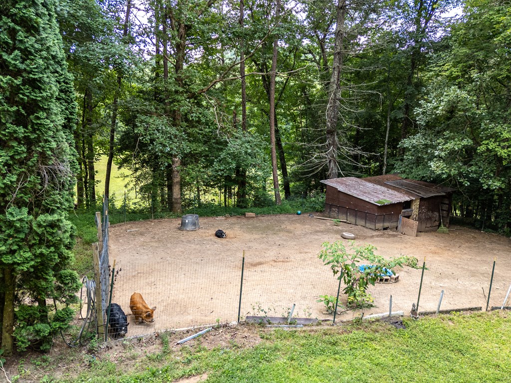 860 Holly Road