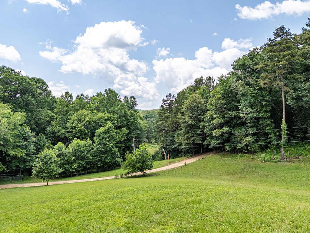 860 Holly Road