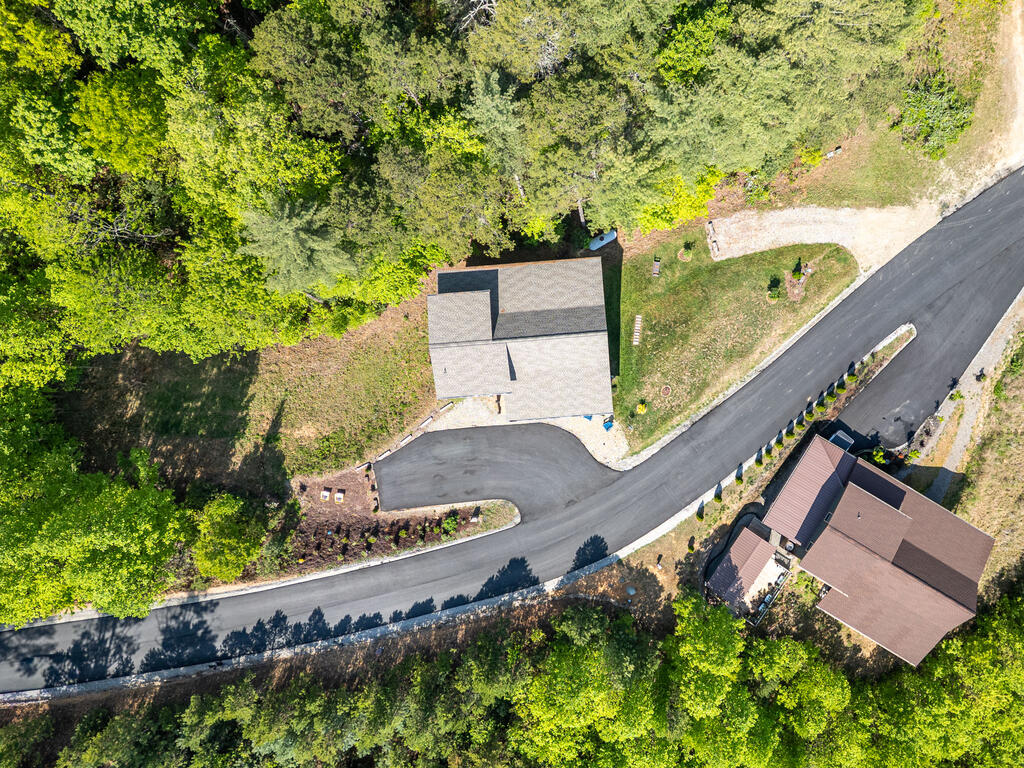 640 Point Overlook Trail