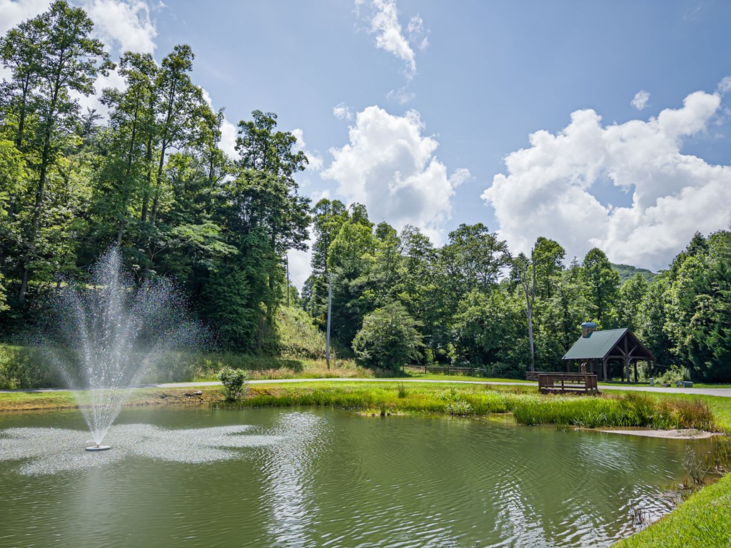 40 Reitzel Ridge Trail