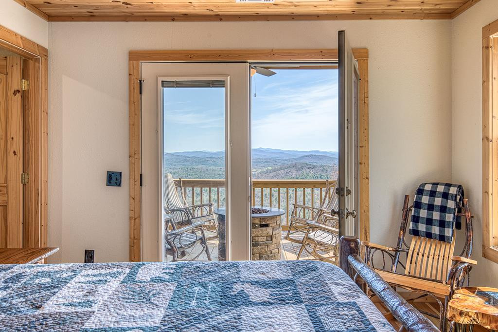 40 Reitzel Ridge Trail