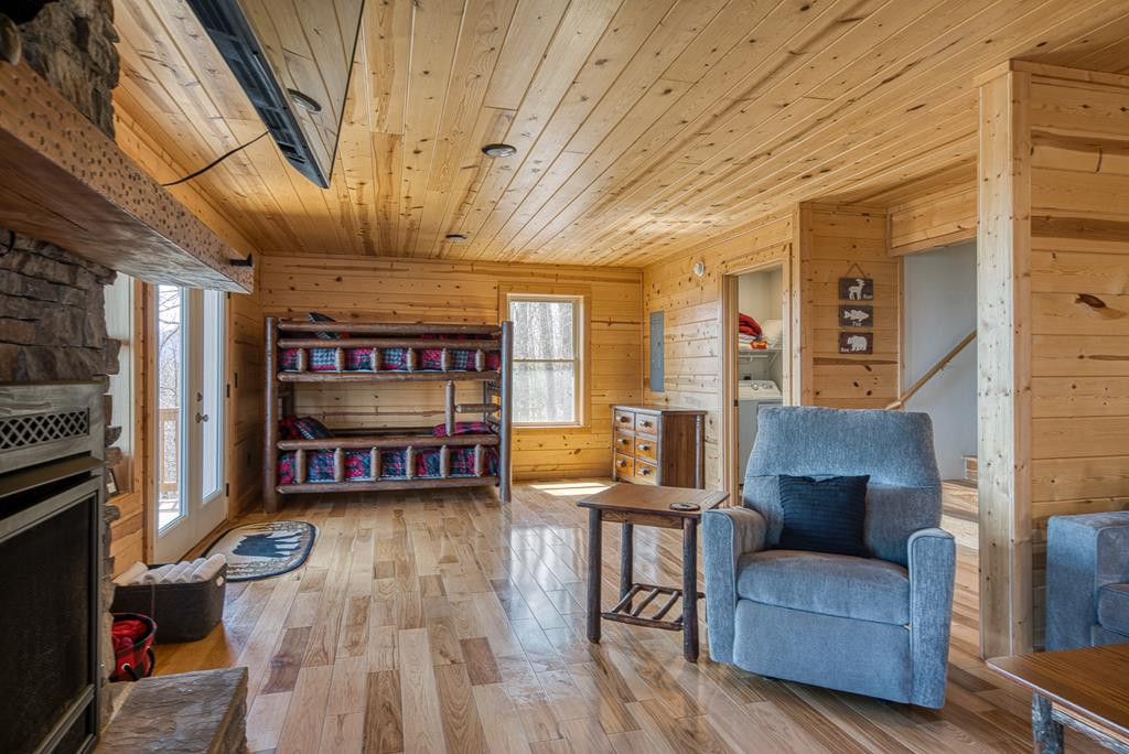 40 Reitzel Ridge Trail