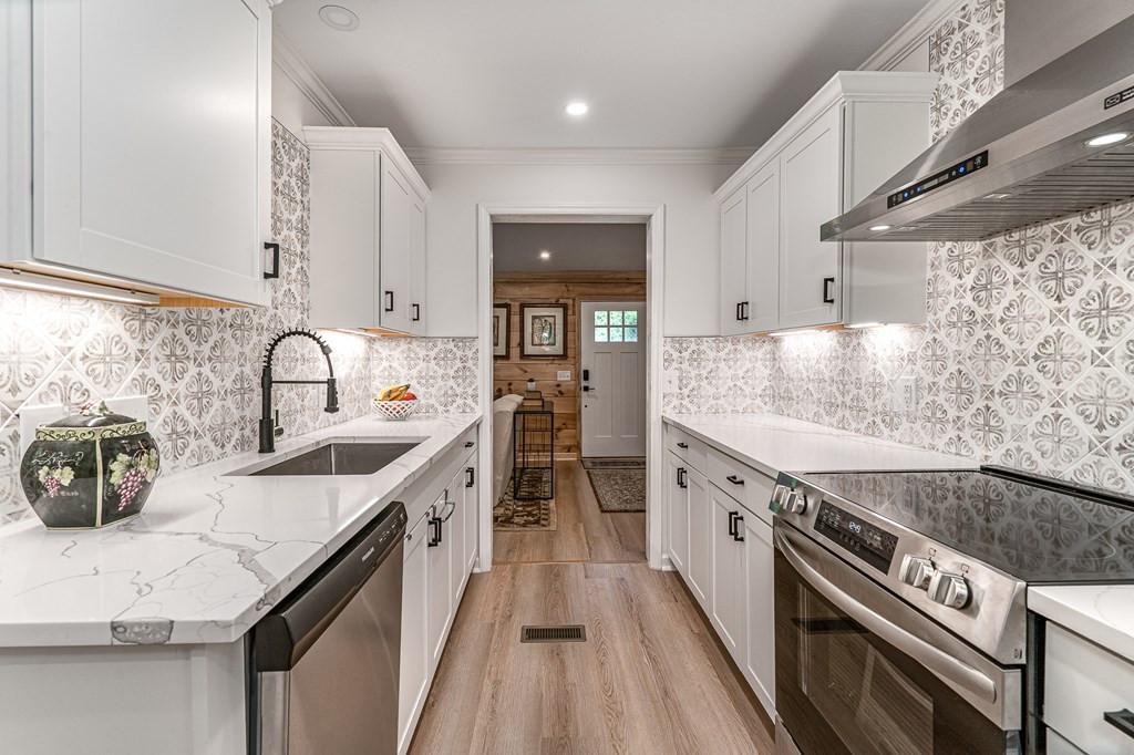 2526 Pisgah