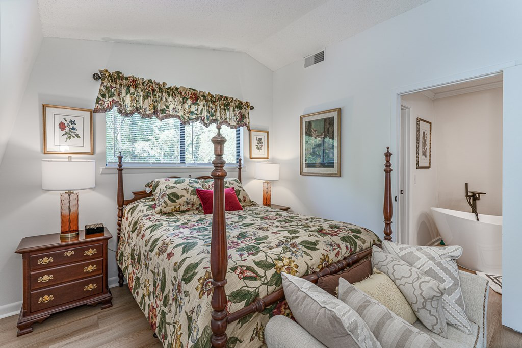 2526 Pisgah