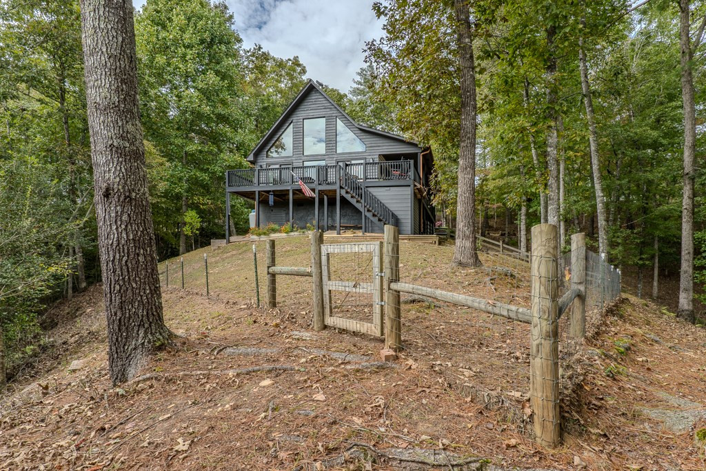 116 Red Bud Lane