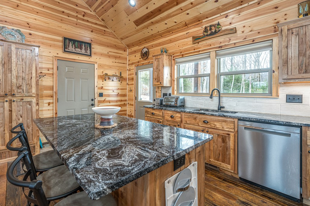 110 Sawtooth Ridge Road