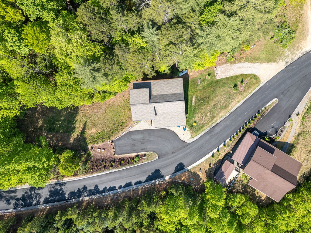 604 Point Overlook Trail