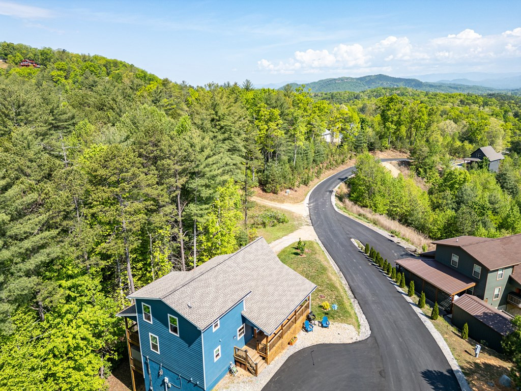 604 Point Overlook Trail