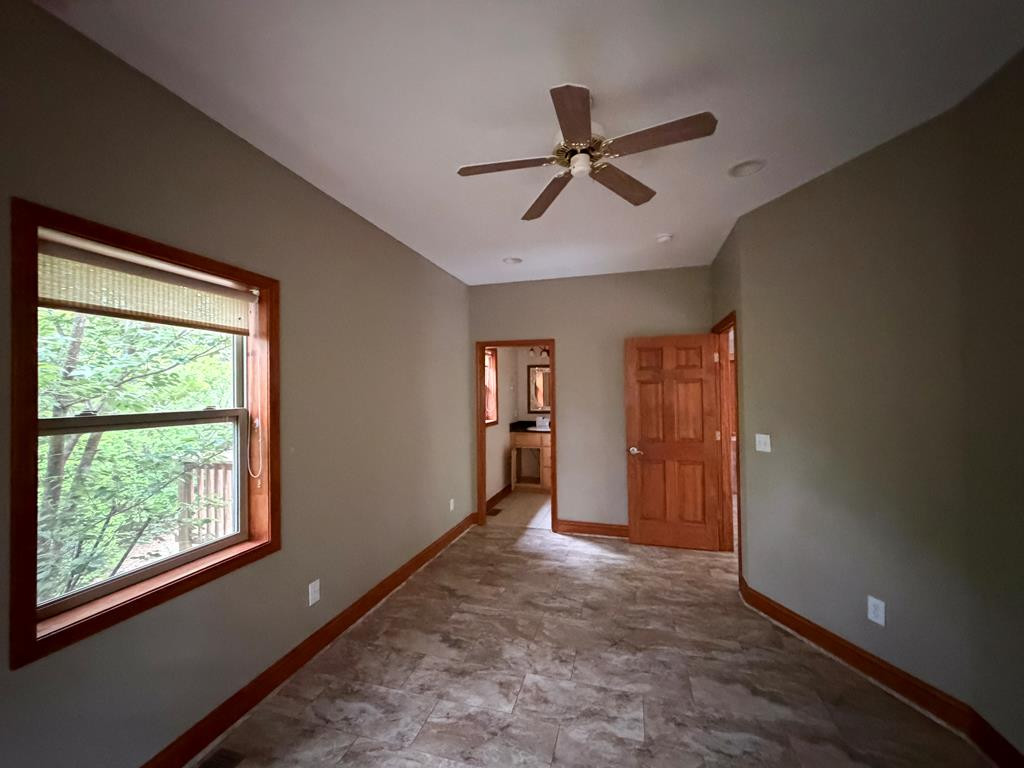 5412 Martins Creek Road
