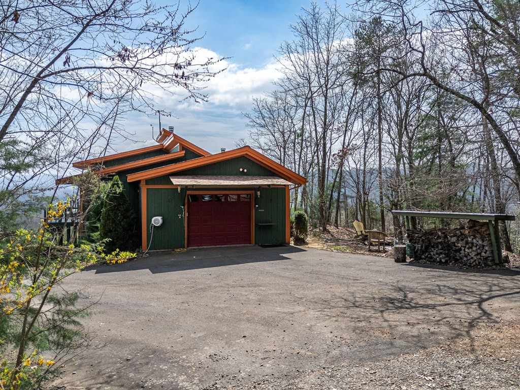 615 Sheep Knob
