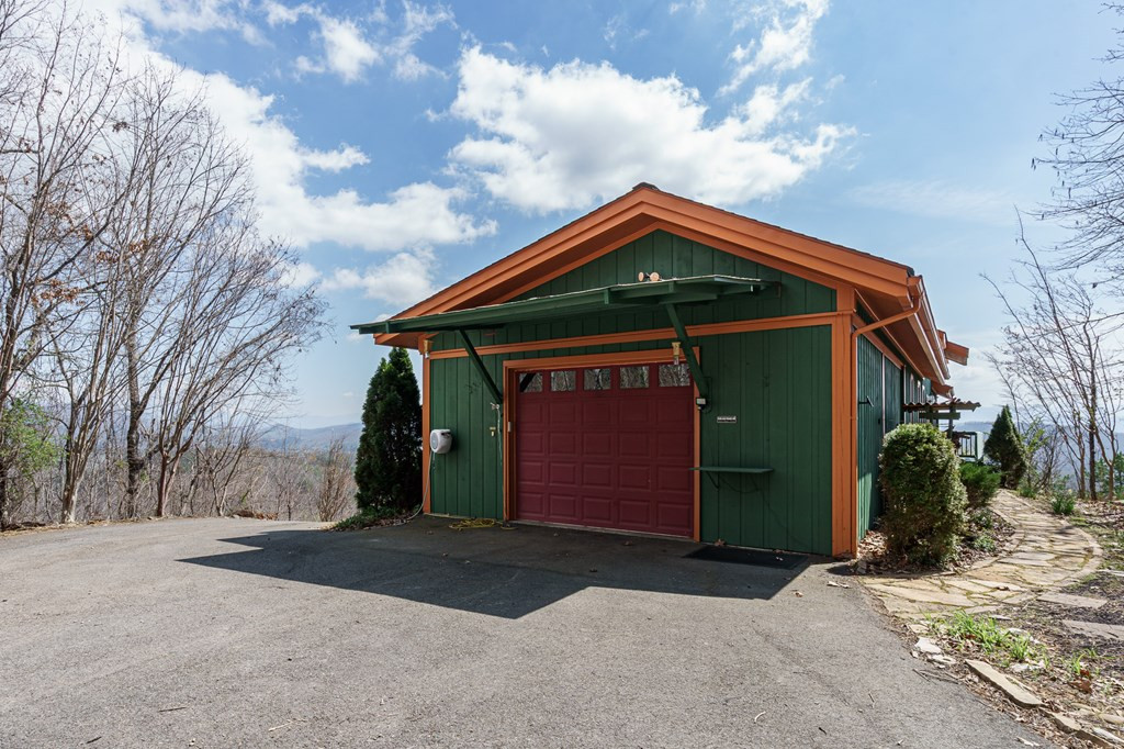 615 Sheep Knob