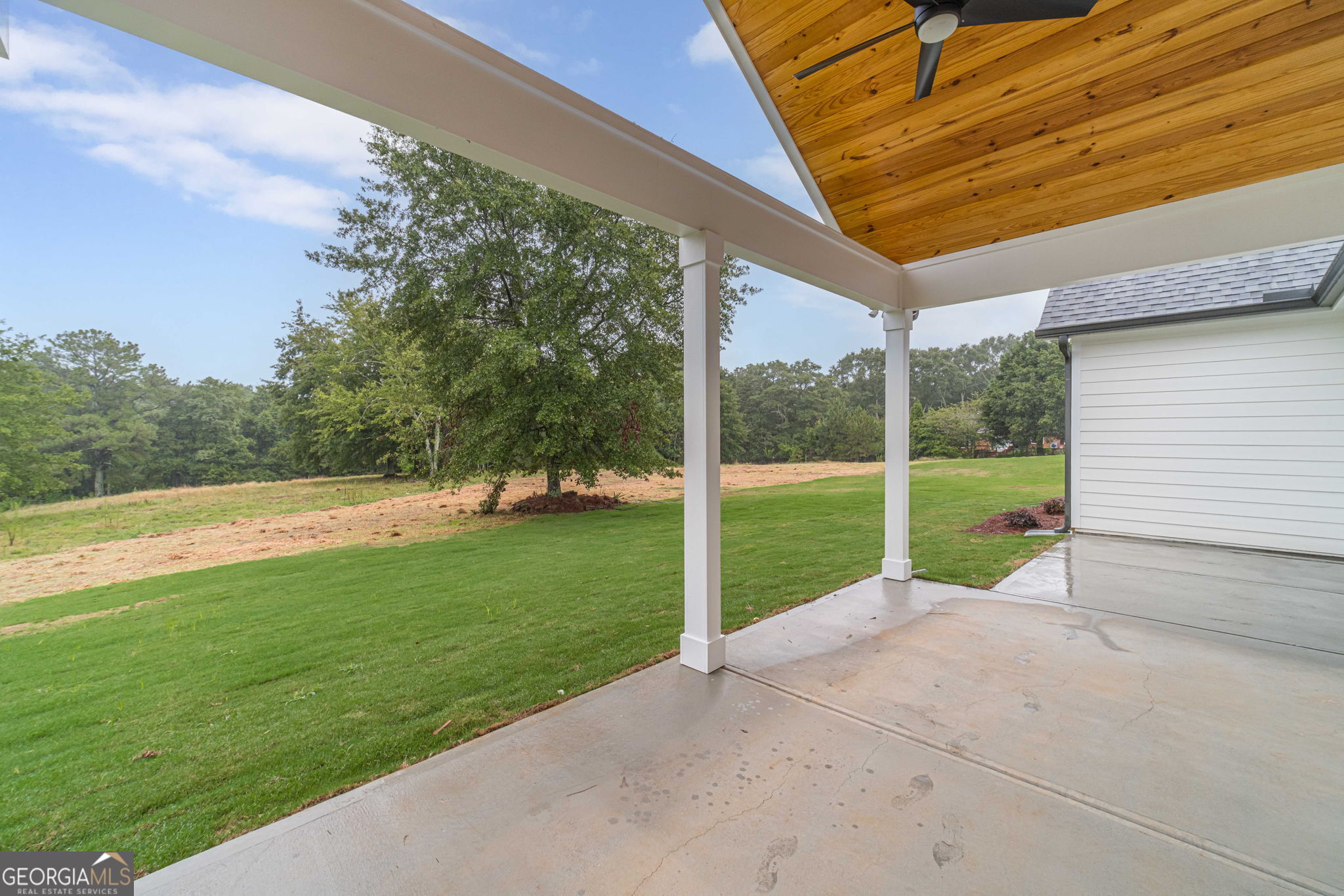 1290 Grapevine Trail