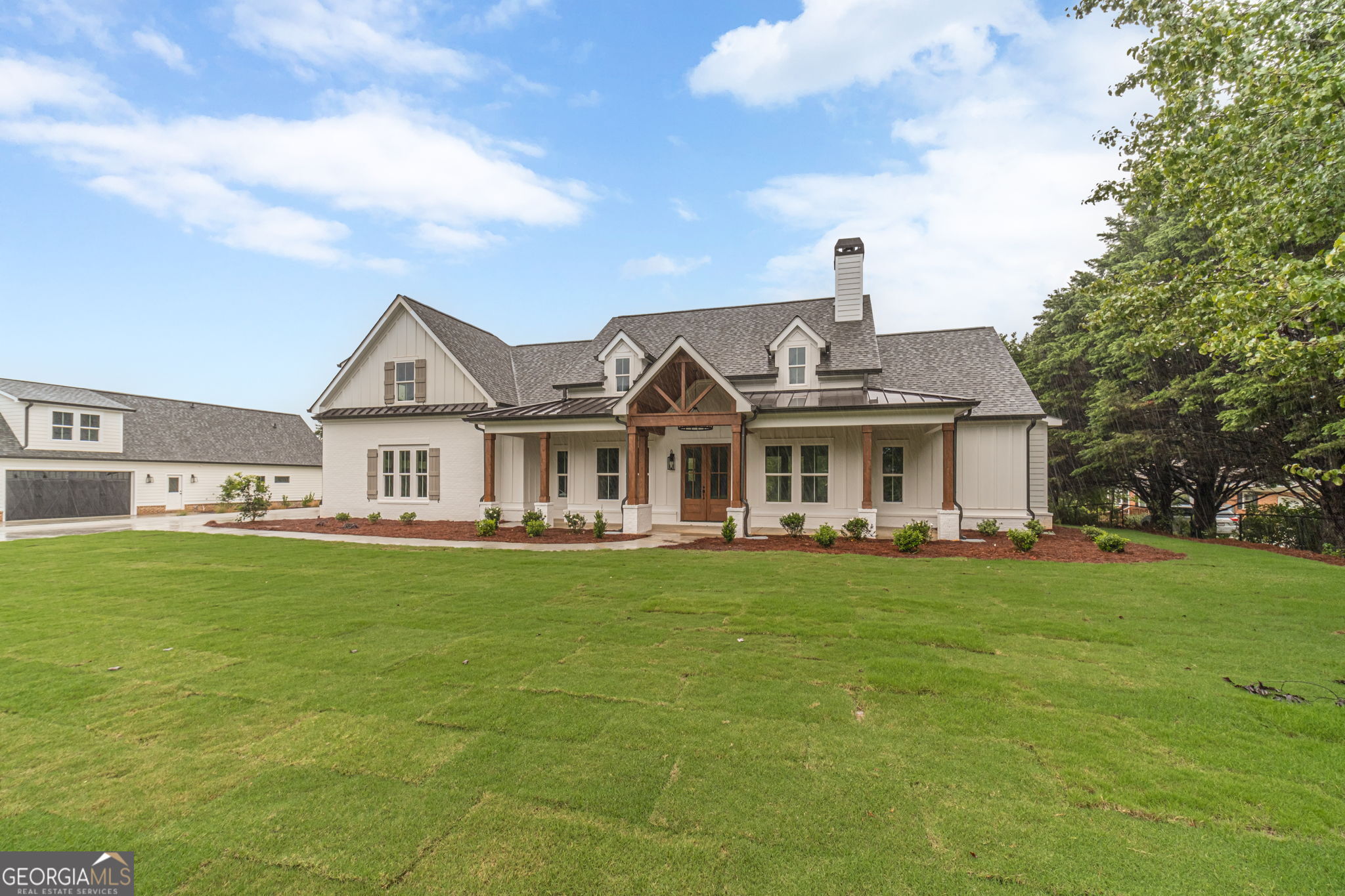 1300 Grapevine Trail