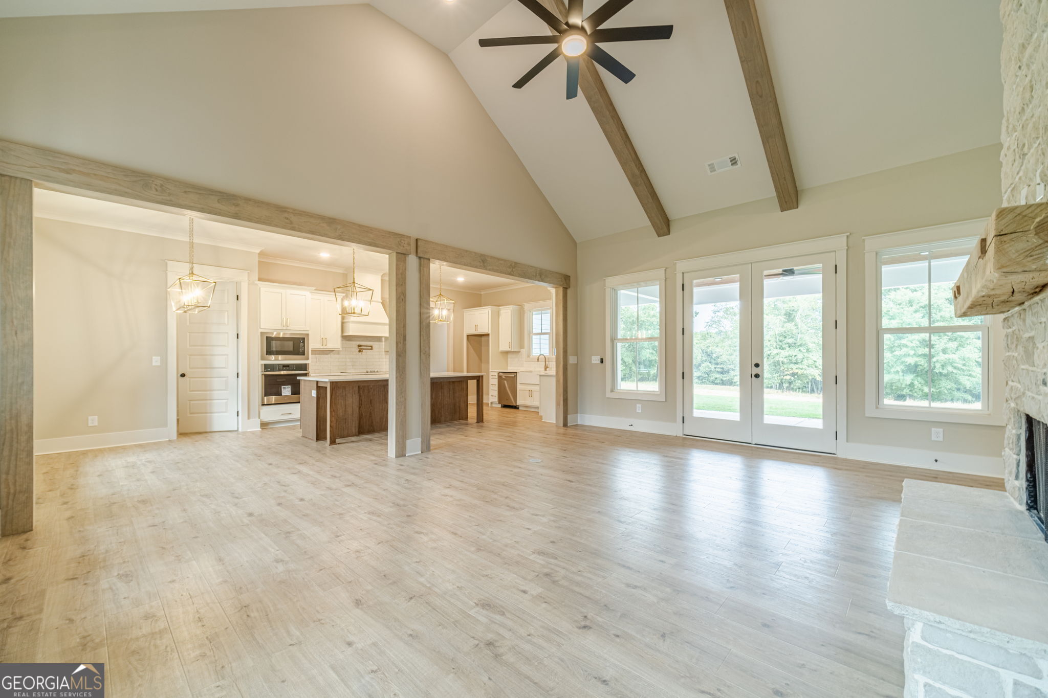 1300 Grapevine Trail
