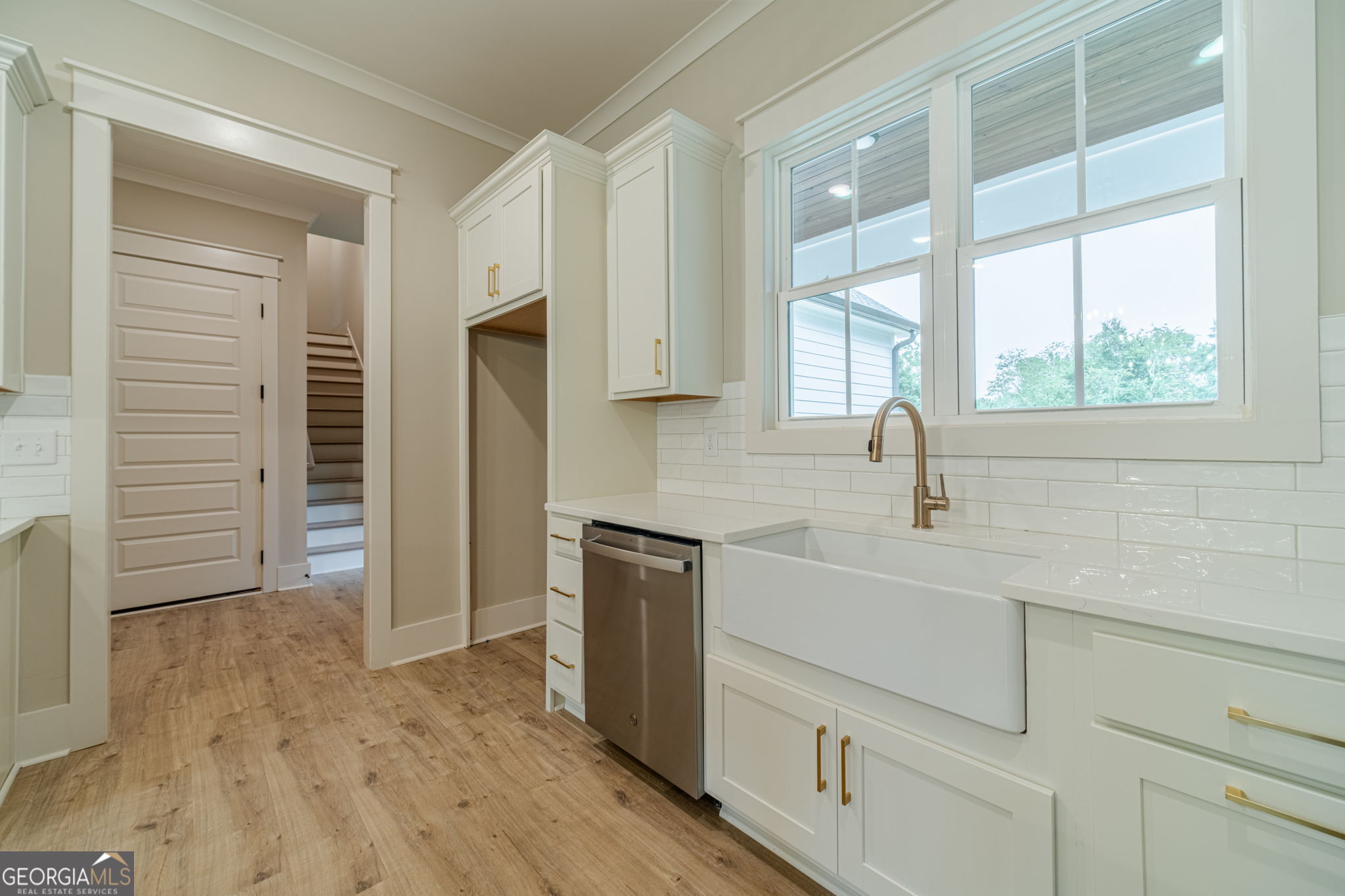 1300 Grapevine Trail