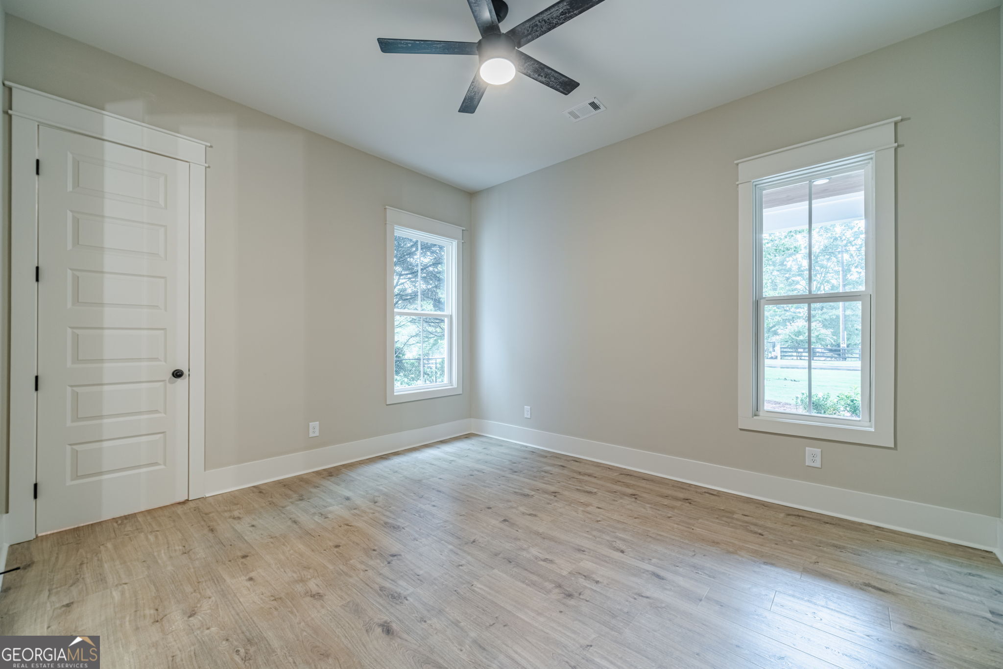 1300 Grapevine Trail