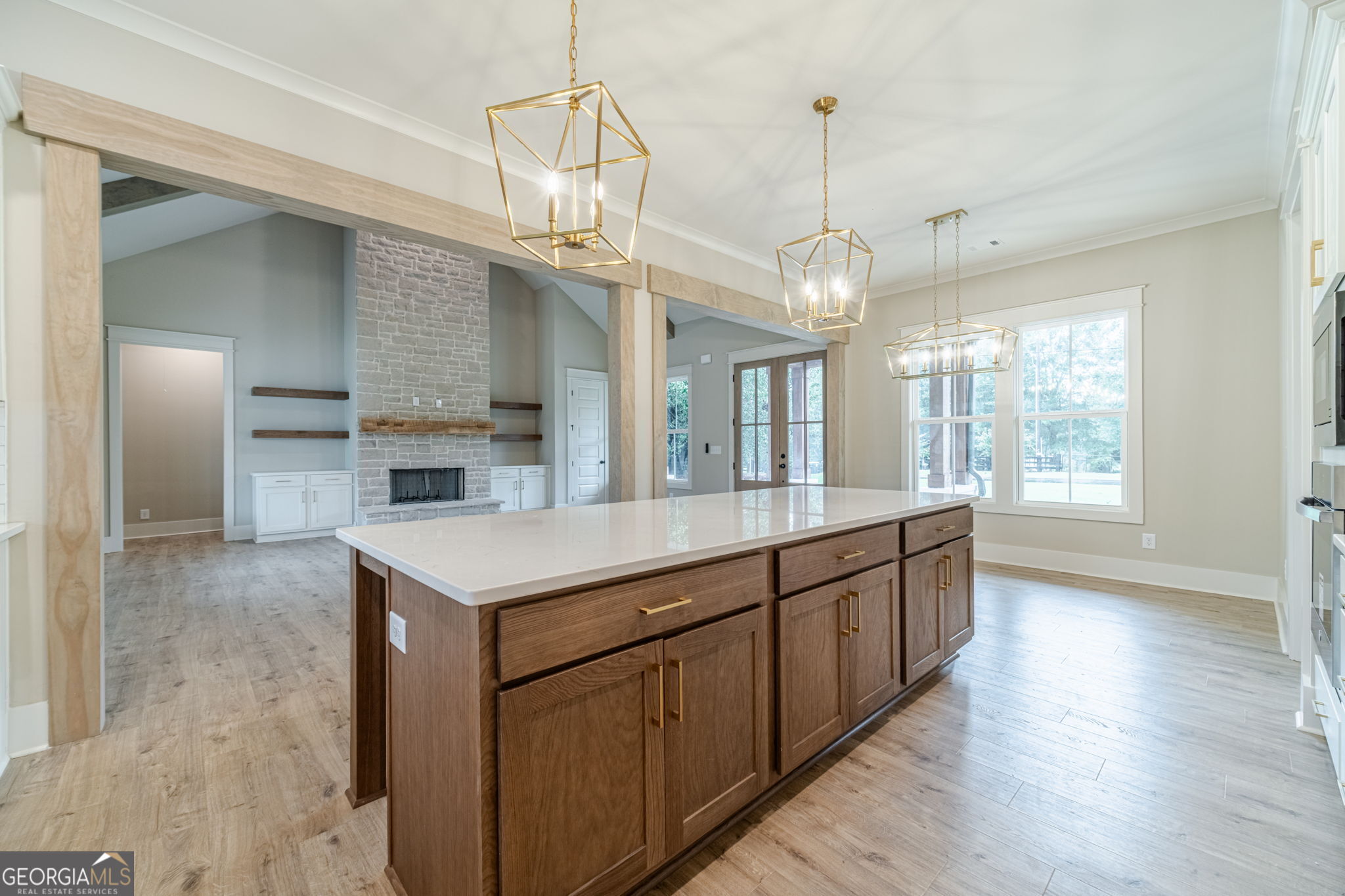 1300 Grapevine Trail