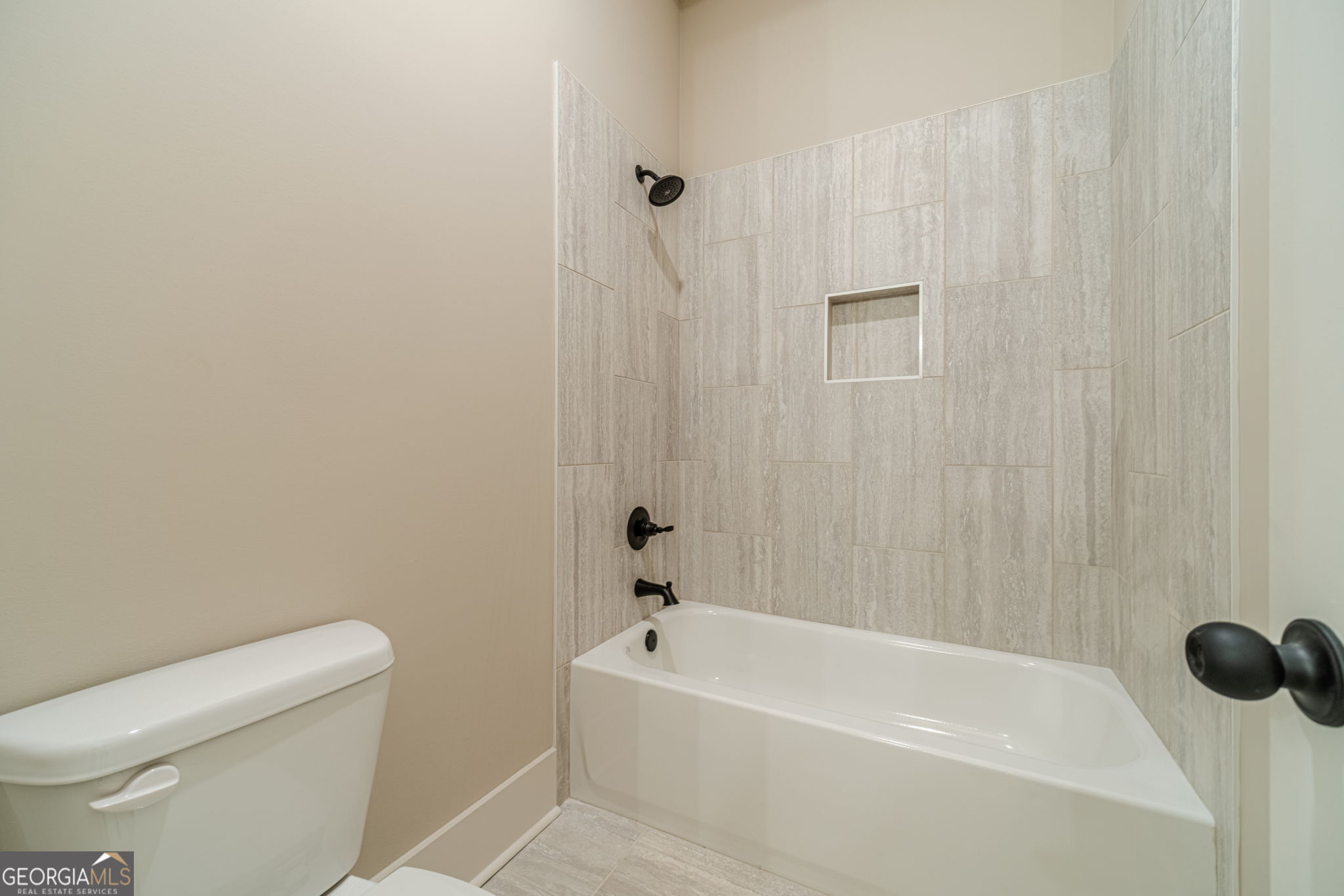 1300 Grapevine Trail
