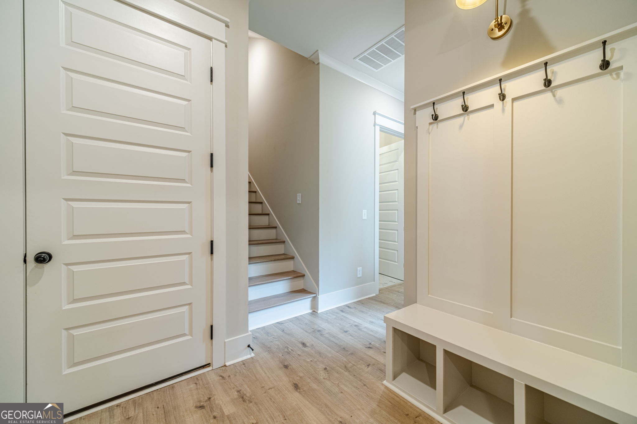 1300 Grapevine Trail
