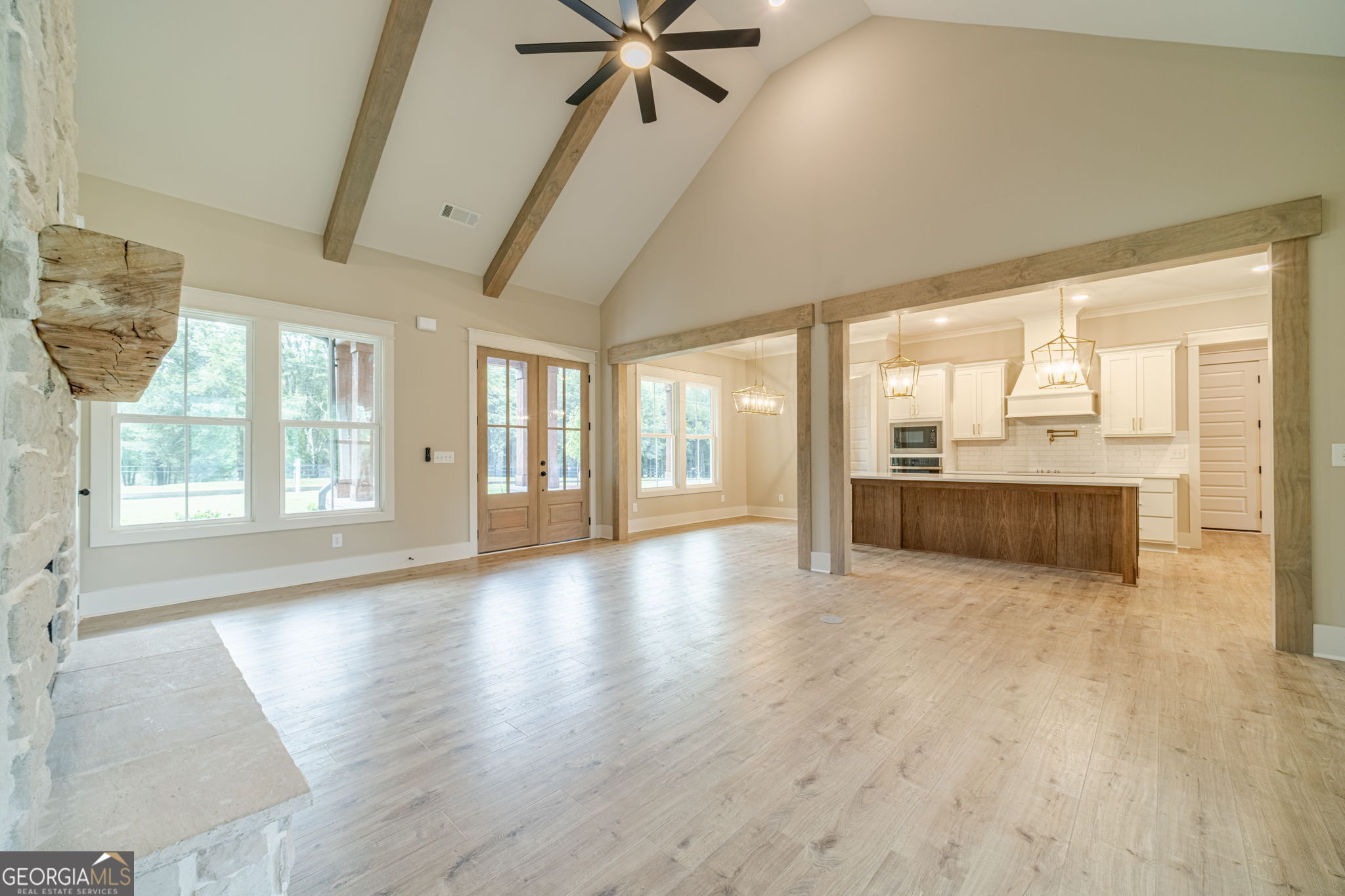 1300 Grapevine Trail