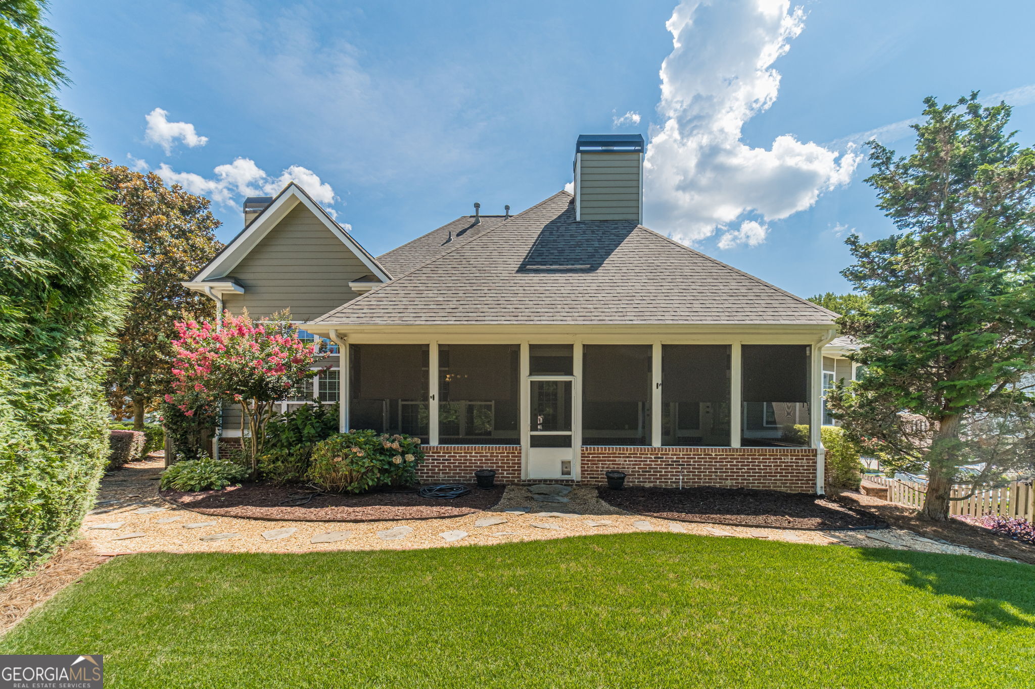 1060 Windsor Creek Drive